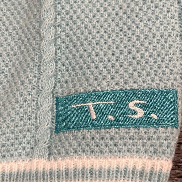 Turquoise Blue 1989 Cable inspired Cardigan made famous by Taylor Swift - small - Picture 6 of 8
